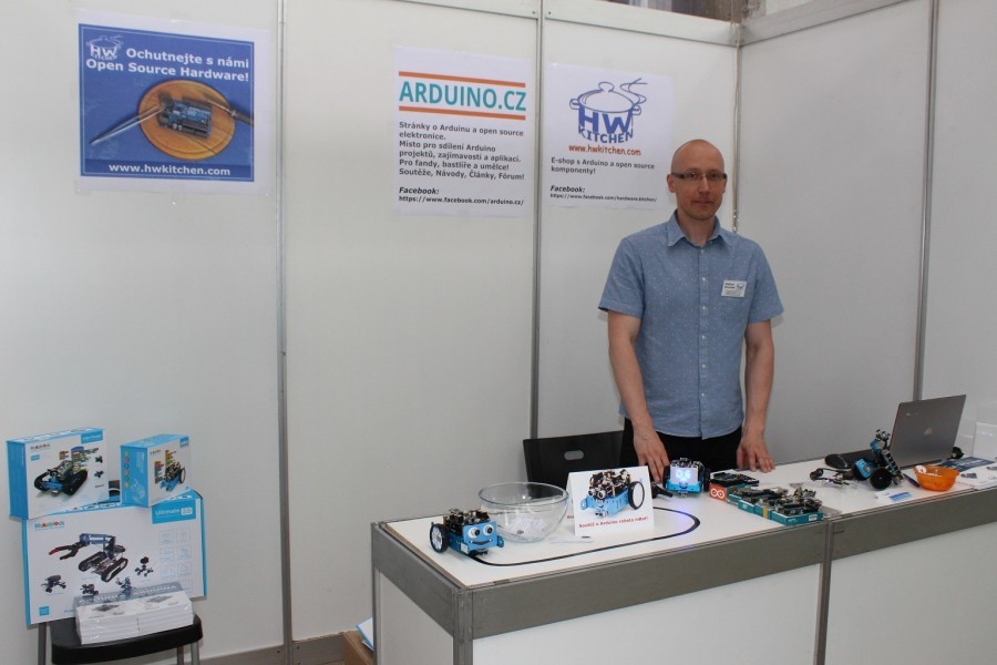 Arduino.cz a HW Kitchen na DronFest 2016