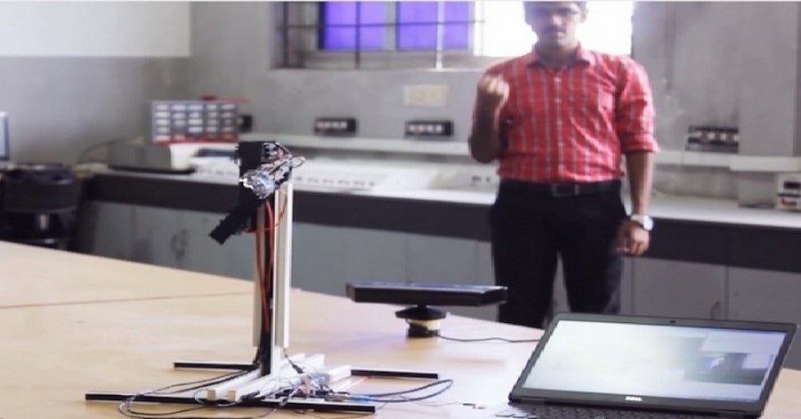 Arduino robotická ruka ovládáná gesty pomocí Kinect