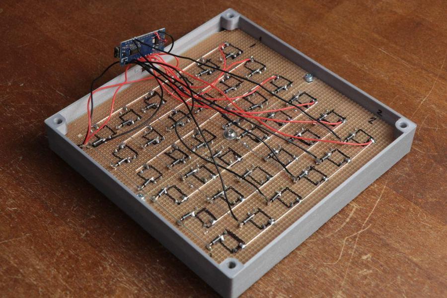 Arduino MIDI klávesnice