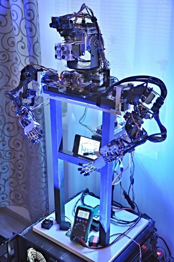 Arduino humanoidní robot