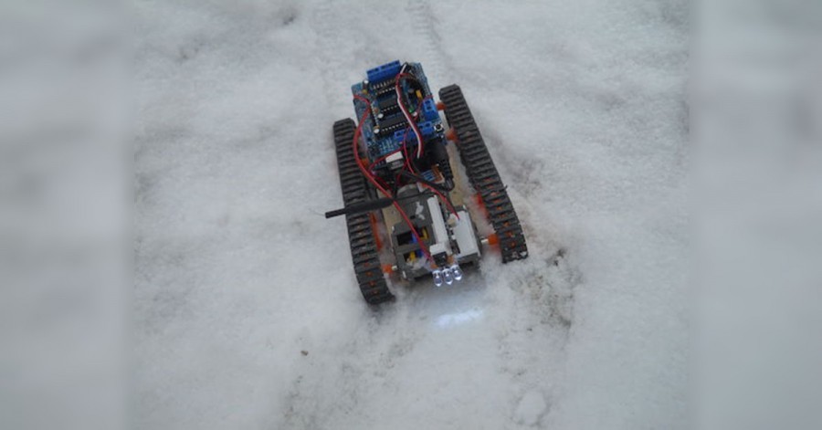 Arduino robot ovládaný myslí