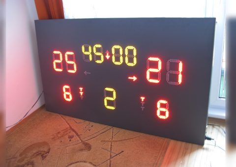 Arduino časomíra a tabule ukazující skóre
