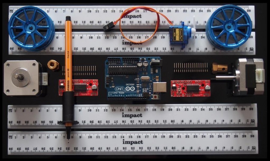 Arduino plotter ze starých pravítek