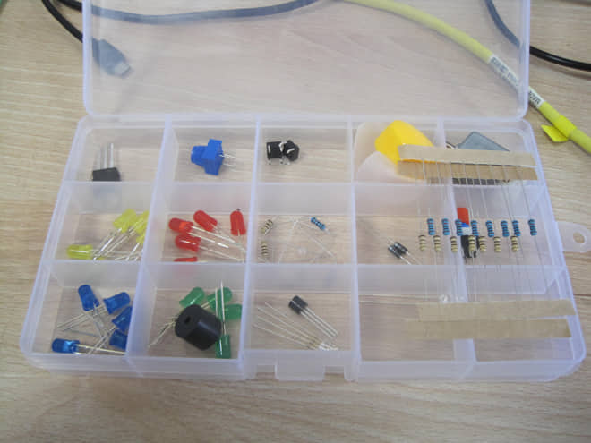 Elektronické součástky stavebnice microbit Starter kit