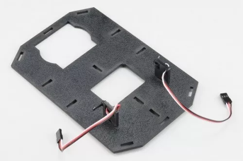 Spodní deska se zasazenými moduly s Hallovými sondymi - RedBot