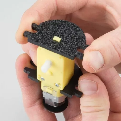 Připevnění motoru - Krok třetí - RedBot