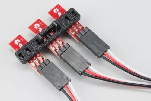 Připojení vodičů k senzorům pro sledování čáry - RedBot