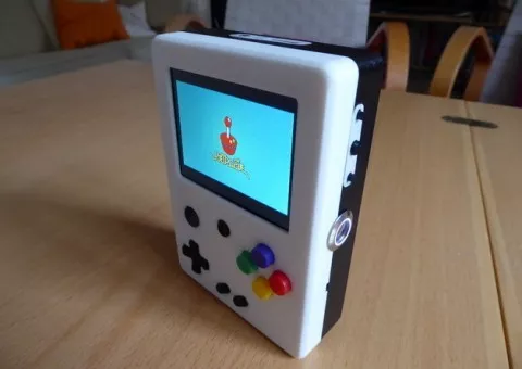 Raspberry Pi konzole
