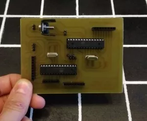 Robotická ruka - PCB