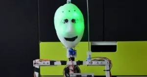 Arduino humanoidní robot