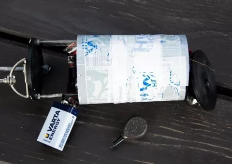 Cansat Sonda, baterie a rybářské závaží