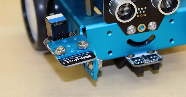 mBot - umístění modulu ME Color Sensor - jedna z variant